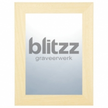 Houten lijst met spiegel met logo graveren